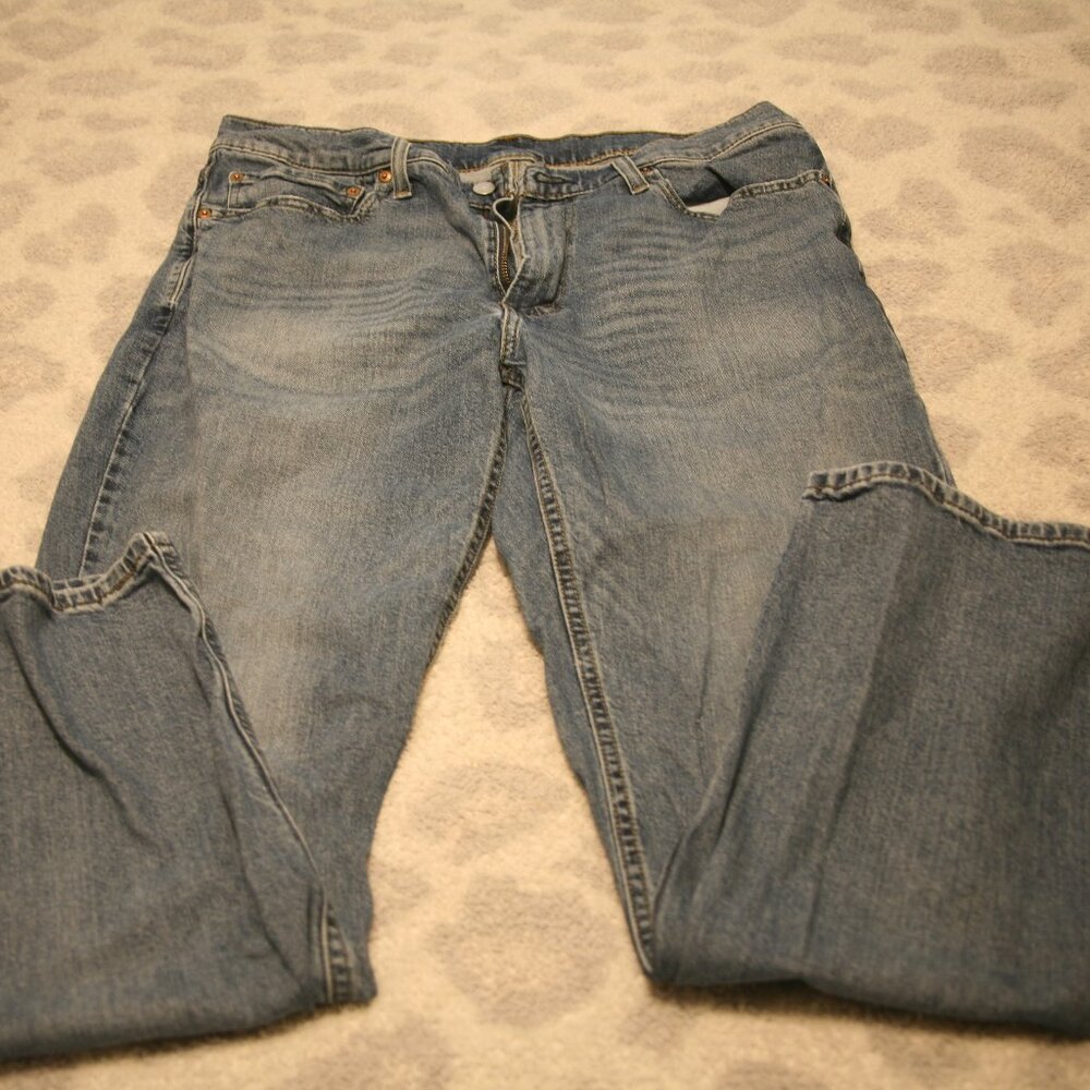 Levi's Men's Straight Leg Jeans, Size 36x32, Medium Blue Denim